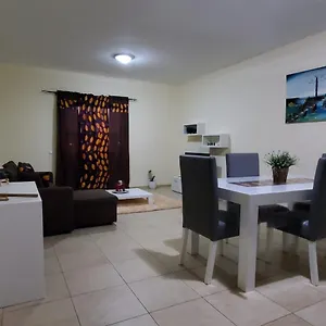 Apartamento Teixeira, Espargos